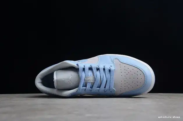 Rep 1 DC0774-050 Jordan Blue University (W) Low 0602